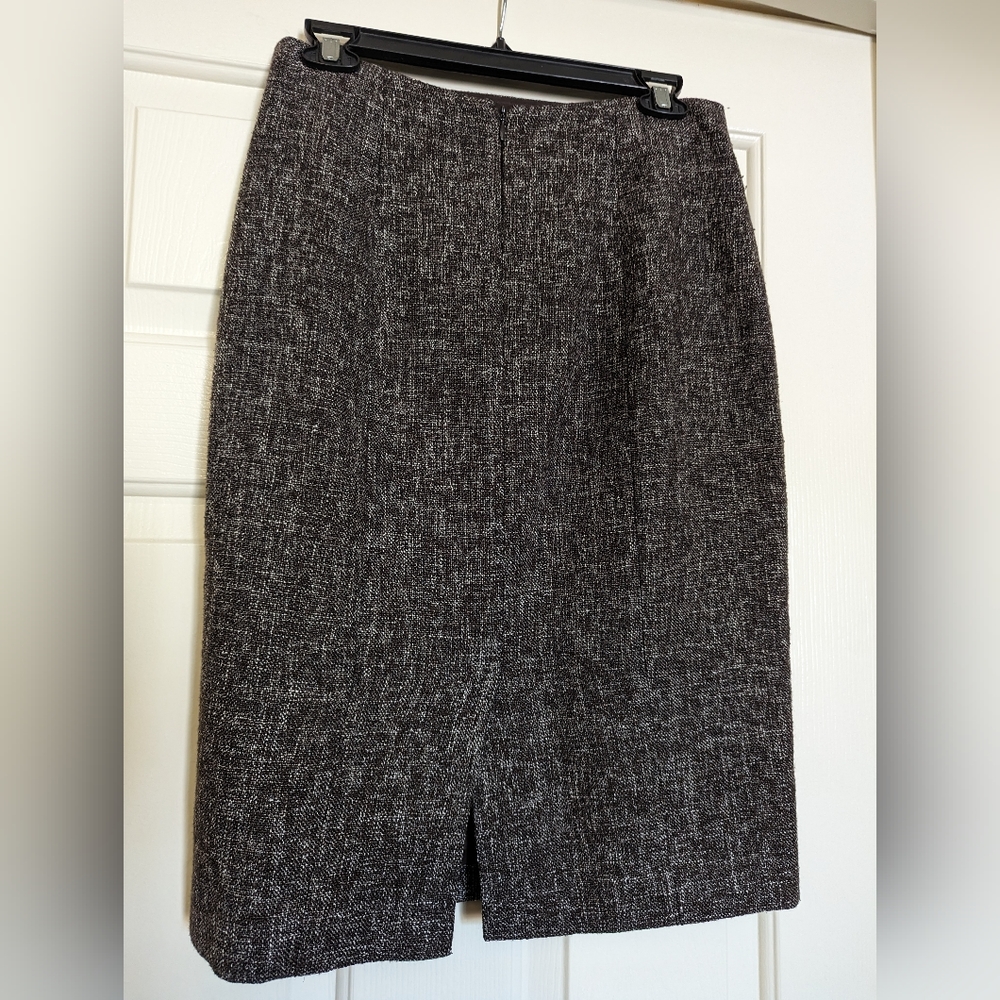 Banana Republic Tweed brown pencil skirt - Picture 2 of 5